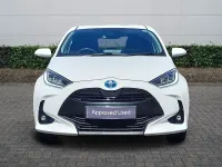 Used Toyota Yaris Design 116 HP (85 kW) 2022 White Hatchback