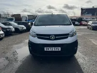 Used Vauxhall Vivaro 100 HP (73 kW) 2022 White MPV