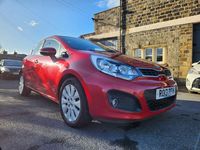 Used Kia Rio 85 HP (62 kW) 2013 Red Hatchback