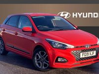 Used Hyundai i20 Premium 84 HP (61 kW) 2019 Red Hatchback