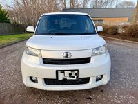 Usado Toyota BB 2014 Blanco Utilitario