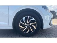 Usado VW Polo Life 95 CV (69 kW) 2023 Blanco Utilitario