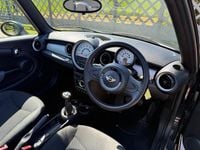 Begagnad Mini Cooper Cabriolet 2011 Svart Cab
