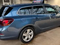 Käytetty Vauxhall Astra SRi 165 HP (121 kW) 2015 Sininen Farmari