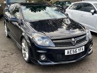 Usado Vauxhall Astra 2006 Negro Utilitario