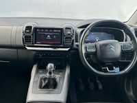 Used Citroën C5 Shine 130 HP (95 kW) 2022 White Hatchback