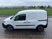 Used Renault Kangoo 2015 White MPV