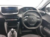 Used Peugeot 208 Style 101 HP (74 kW) 2025 White Hatchback