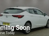 Used Vauxhall Astra 150 HP (110 kW) 2019 White Hatchback