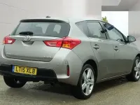 Used Toyota Auris Multidrive S 132 HP (97 kW) 2014 Bronze Hatchback