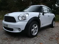 Used Mini Cooper D 2014 White Hatchback