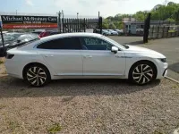 Used VW Arteon R-line 190 HP (139 kW) 2018 White Hatchback