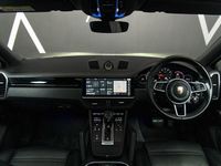 Used Porsche Cayenne 340 HP (250 kW) 2019 Grey SUV