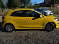 Begagnad Kia Rio 83 HK (61 kW) 2022 Gul Halvkombi