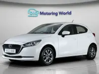 Usado Mazda 2 75 HP (55 kW) 2023 Branco Citadino