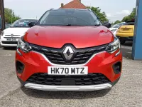 Used Renault Captur Iconic 2021 Red/black SUV