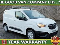 Used Vauxhall Combo Edition 100 HP (73 kW) 2021 White Sedan