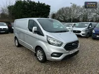 Usado Ford Transit Custom Limited 130 HP (95 kW) 2020 Prateado Van
