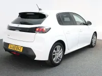Gebraucht Peugeot 208 Active 75 PS (55 kW) 2020 Weiß Kleinwagen