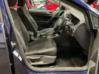 Used VW Golf VII SE 130 HP (95 kW) 2018 Blue Hatchback