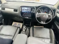 Used Mitsubishi Outlander P-HEV 2014 White Estate