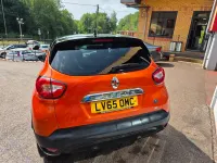 Used Renault Captur Dynamique 110 HP (80 kW) 2015 Orange/black SUV