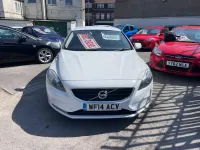 Used Volvo V40 SE 115 HP (84 kW) 2014 White Hatchback