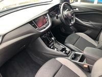 Used Vauxhall Grandland X SRi 130 HP (95 kW) 2020 Black SUV