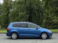 Used VW Touran SEL 150 HP (110 kW) 2019 Blue MPV