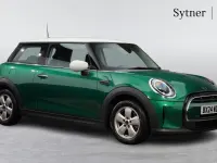Used Mini Cooper Classic 134 HP (98 kW) 2024 Green Hatchback