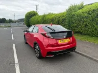 Used Honda Civic SE Plus 142 HP (104 kW) 2016 Red Hatchback