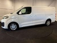 Used Vauxhall Vivaro Sportive 100 HP (73 kW) 2019 White MPV