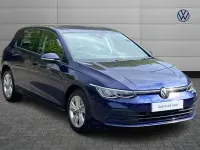 Used VW Golf VIII Life 110 HP (80 kW) 2022 Blue Hatchback