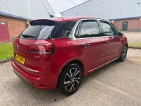 Used Citroën C4 Picasso Flair 120 HP (88 kW) 2017 Red MPV