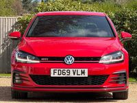 Begagnad VW Golf VII GTI 2020 Röd Halvkombi