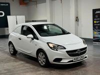 Used Vauxhall Corsa 95 HP (69 kW) 2017 White Van