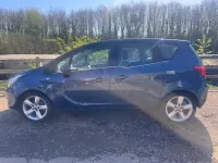 Second-hand Vauxhall Meriva 2015 Albastru Monovolum
