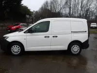 Używany VW Caddy 102 KM (75 kW) 2022 Biały Minivan