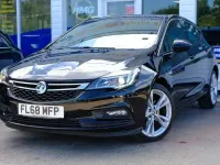 Second-hand Vauxhall Astra SRi 135 CP (99 kW) 2018 Negru Hatchback