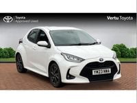 Used Toyota Yaris Hybrid Design 116 HP (85 kW) 2023 White Hatchback