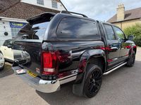 Used VW Amarok Ultimate 180 HP (132 kW) 2015 Black Pickup