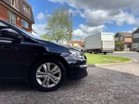 Second-hand Peugeot 308 Active 120 CP (88 kW) 2016 Albastru Hatchback