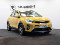 Used Kia Stonic 99 HP (72 kW) 2022 Yellow SUV