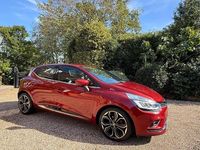 Used Renault Clio IV Dynamique 2016 Red Hatchback
