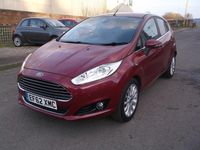 Usado Ford Fiesta Titanium X 95 HP (69 kW) 2012 Vermelho Citadino