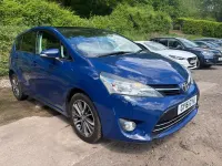 Used Toyota Verso Design 112 HP (82 kW) 2016 Blue MPV