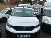 Used Peugeot Partner 131 HP (96 kW) 2019 White MPV