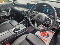 Used Mercedes A180 Executive 136 HP (100 kW) 2019 White Hatchback