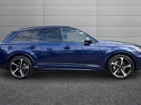 Used Audi Q7 Black Edition 286 HP (210 kW) 2022 Navarra blue SUV
