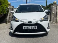 Used Toyota Yaris Design 111 HP (81 kW) 2017 White Hatchback